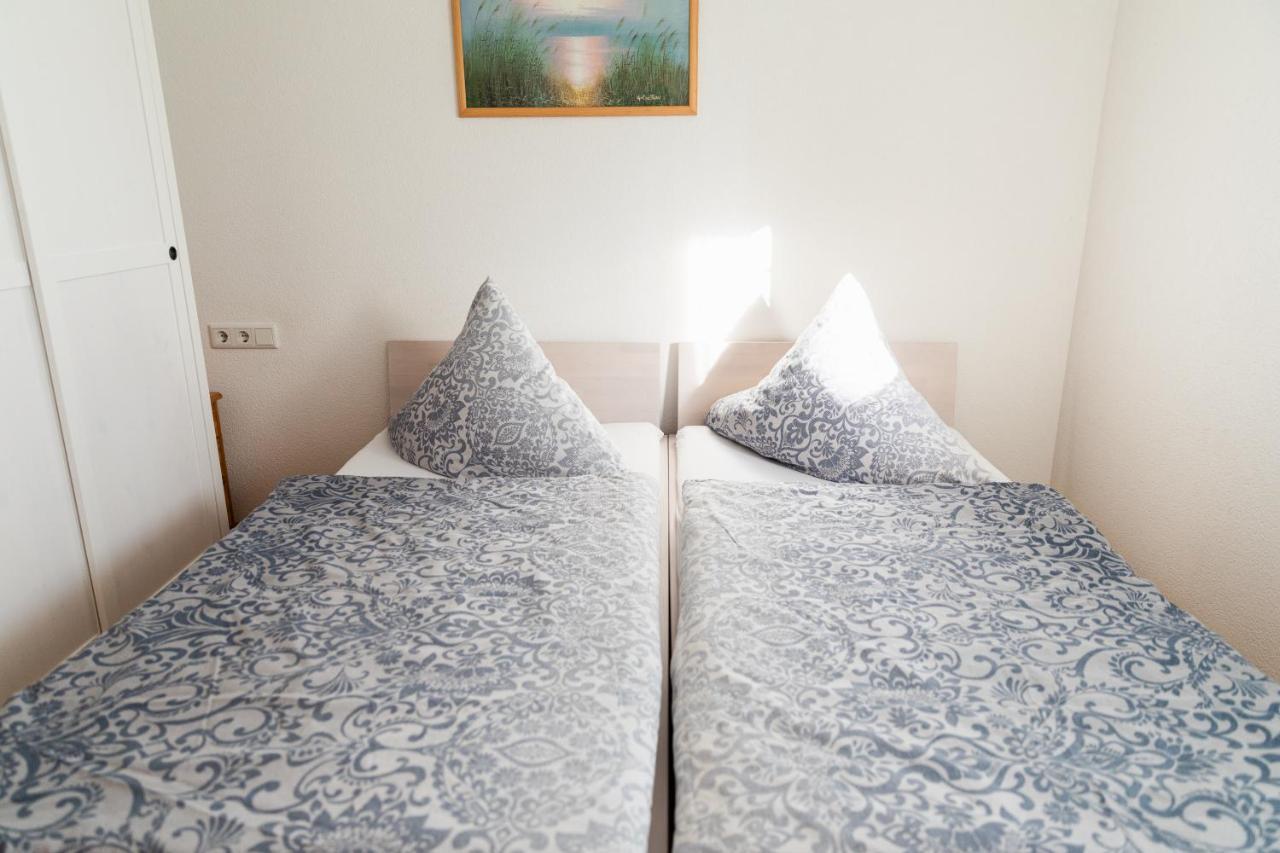 Ferienwohnung "Johann" Meckenbeuren Exteriör bild