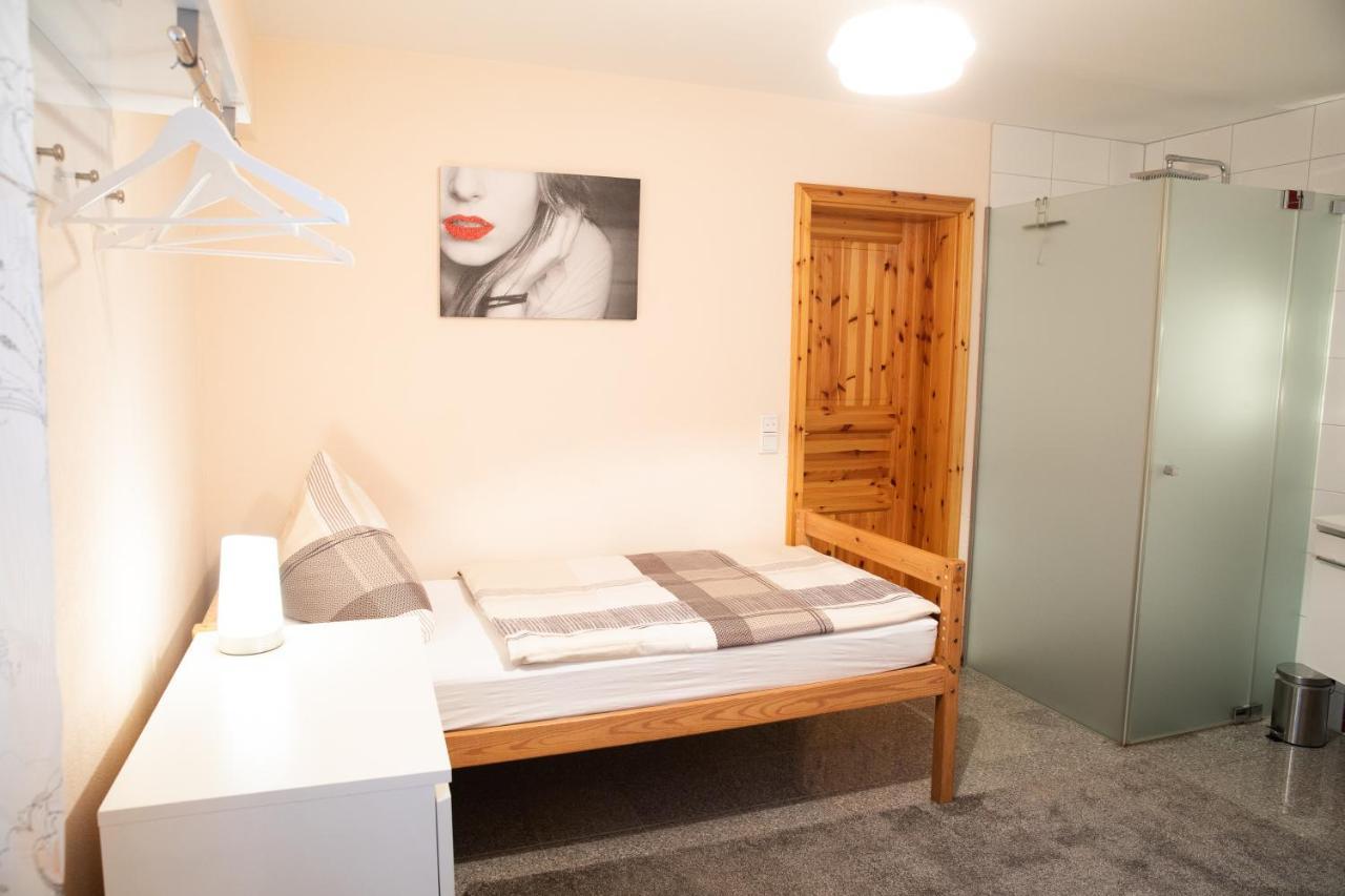 Ferienwohnung "Johann" Meckenbeuren Exteriör bild