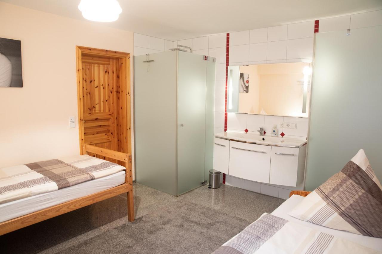 Ferienwohnung "Johann" Meckenbeuren Exteriör bild